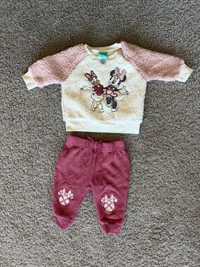 Disney Minnie & Daisy Pink Sherpa Top and Burgundy Bottoms Set - Kids